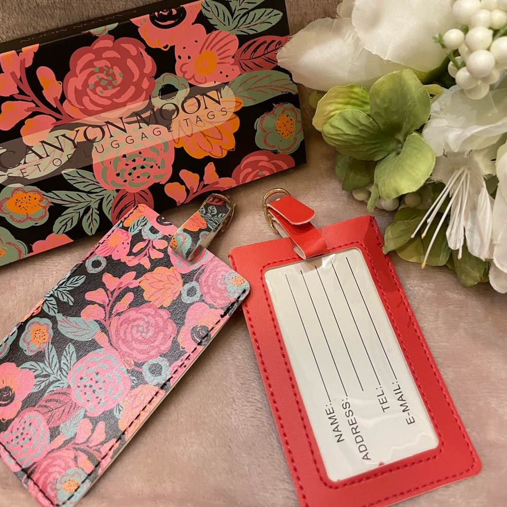 Luggage tags